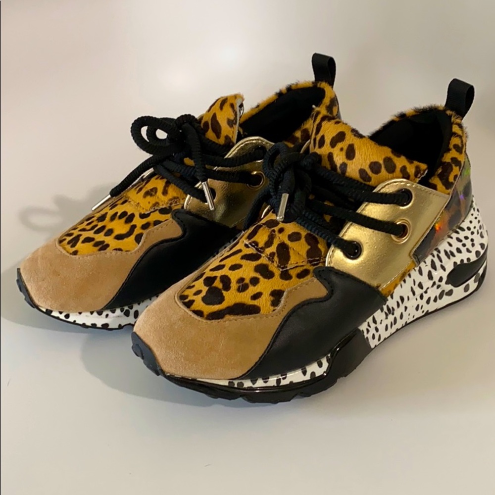 Steve Madden Cliff Animal